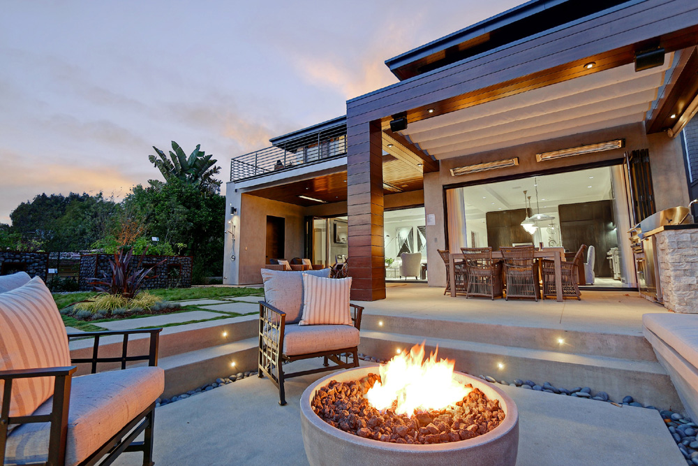 Luxury home in East Manhattan Beach